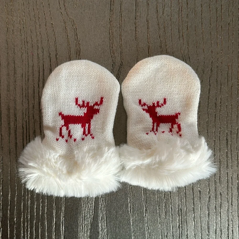 Janie and Jack Red Reindeer mittens
